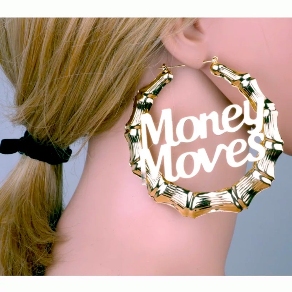 Money moves earring set